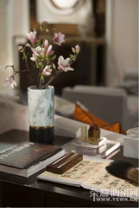 ����ɫ�ڵ�������ڵ��㣬��ɫ�������������˽�֣���һ��������ʽ