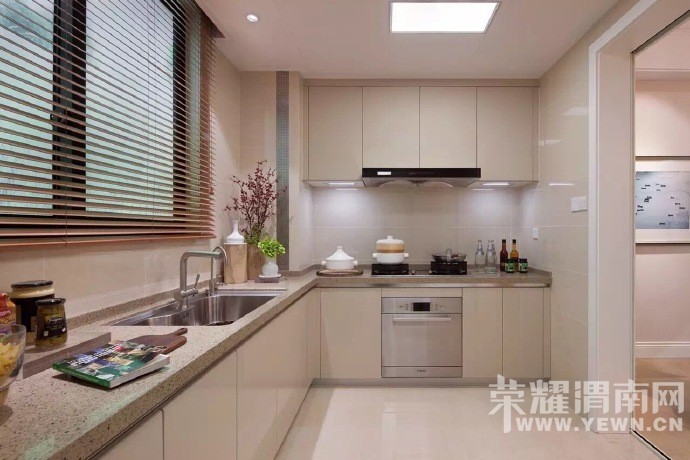 ����ɫ�ڵ�������ڵ��㣬��ɫ�������������˽�֣���һ��������ʽ