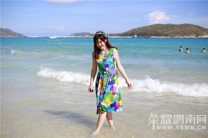 ���Լ�һ���λ�֮�á��ᴩ��γ18��