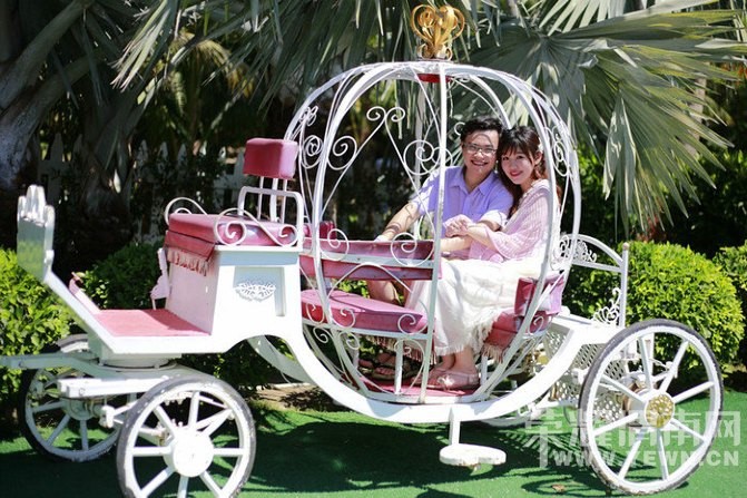 ���Լ�һ���λ�֮�á��ᴩ��γ18��