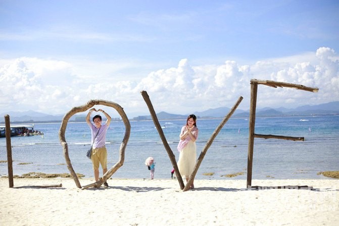 ���Լ�һ���λ�֮�á��ᴩ��γ18��