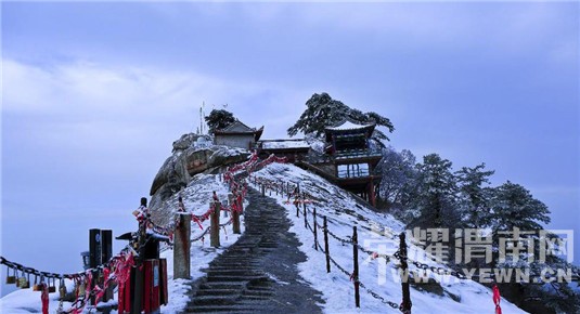 ��ɽ��ѩ�ˣ���ֱ�����ˣ�����