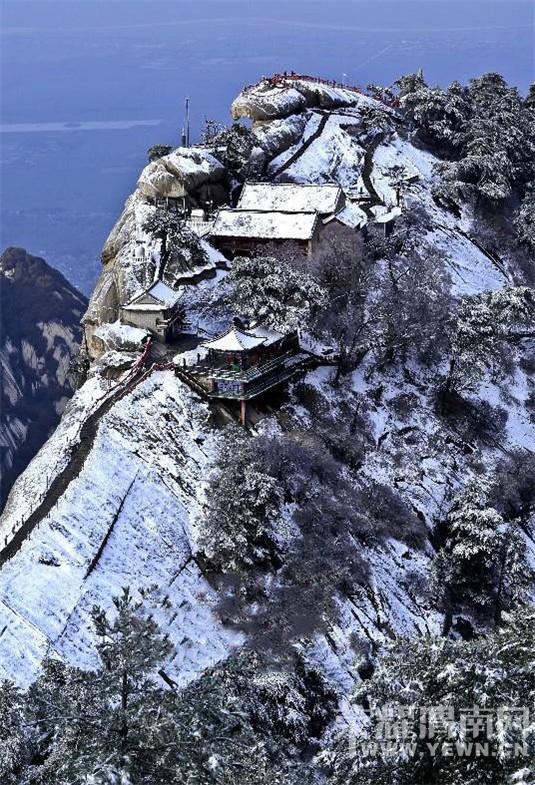 ��ɽ��ѩ�ˣ���ֱ�����ˣ�����