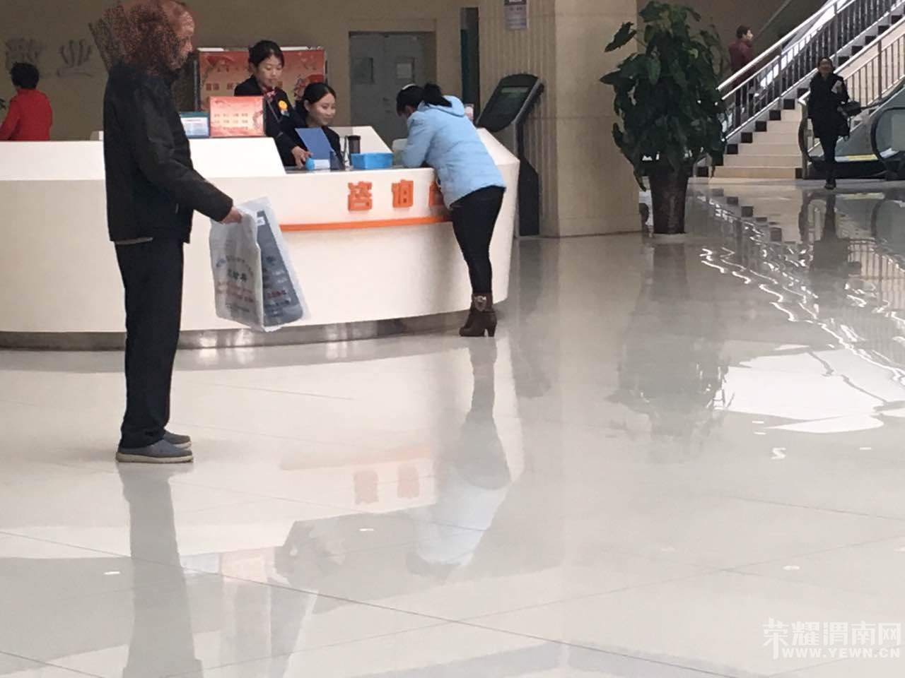 μ������ҽԺ��ҽ����Ӣ�Ǹ���ͬѧ������