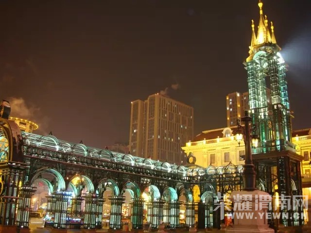 ��μ�Ϸŷ������������ˡ�����ѩ��˫��������