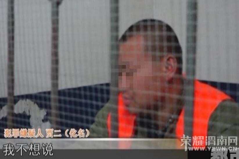 μ��13����Ů����Լ��������ǿ�� �����˱�ץ��ͼ��