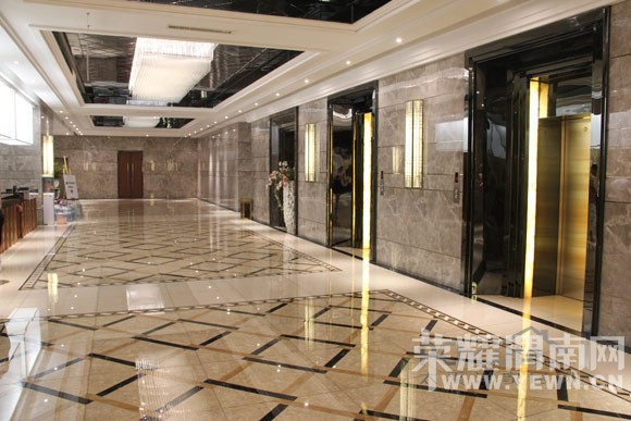 �ذ�VS��ש�������ھ����۸����ᣬһ�н���ѡ���Լ�����ͷ��