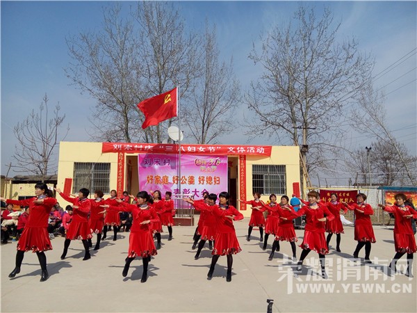 ��������Ĺ㳡����� .jpg