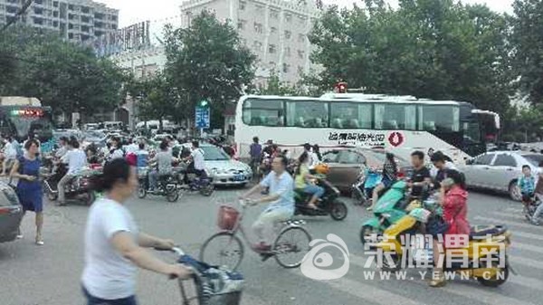191036daj9vsk3kaz3mjmm.jpg