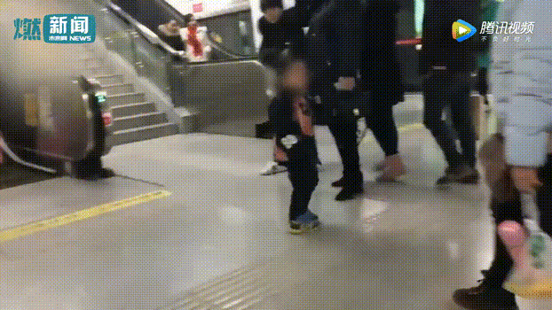 IUsF-fyrcsrw5831539.gif