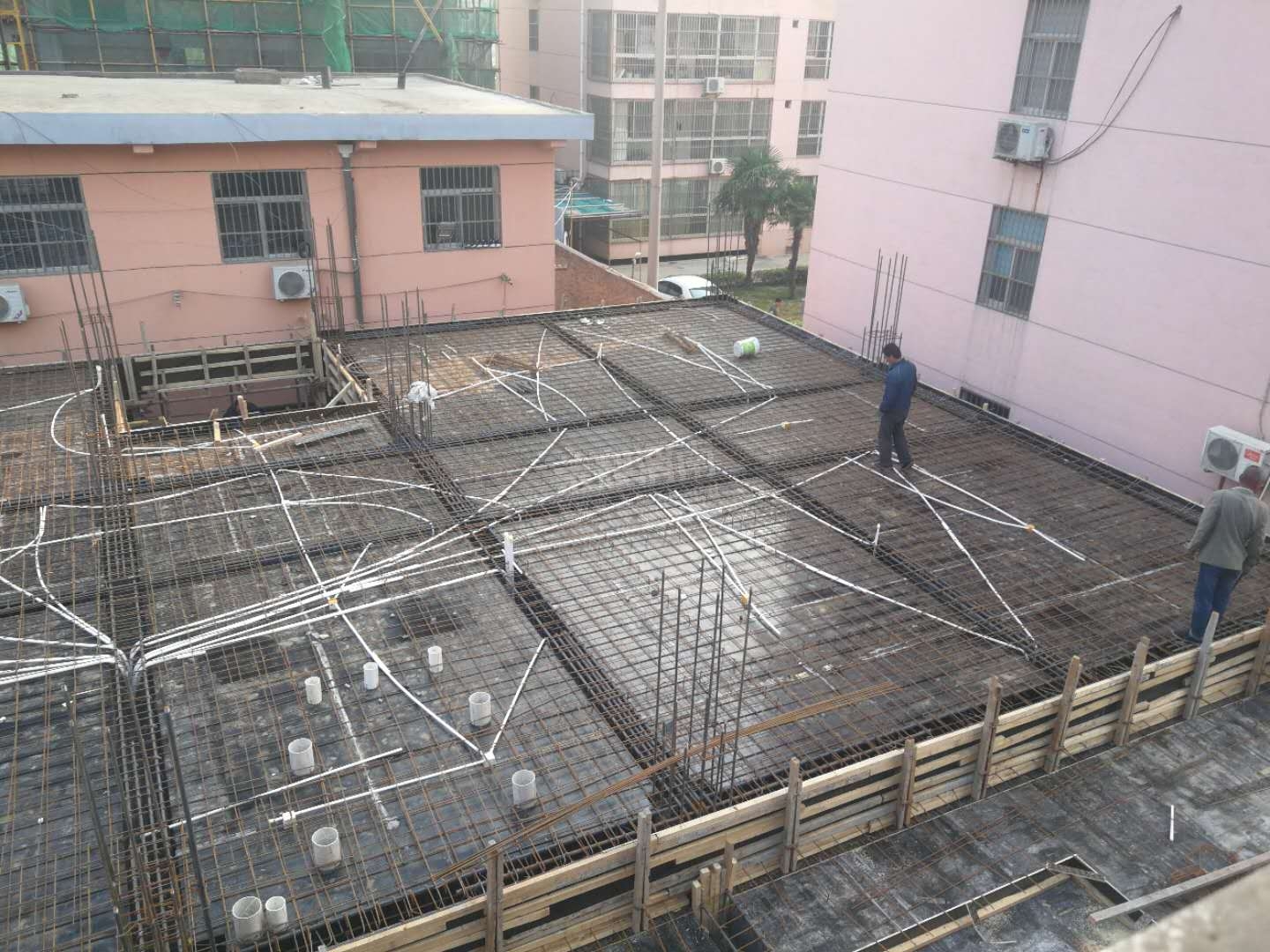 ʩ������