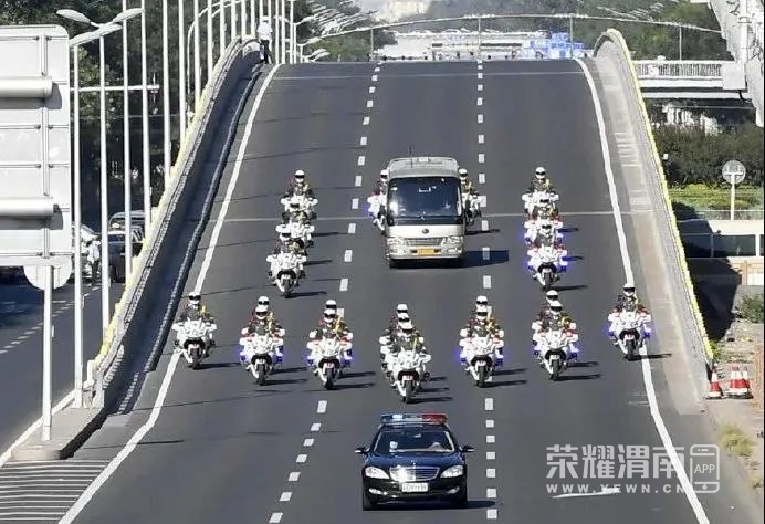 162447i4hrwlruru66zwus.jpg