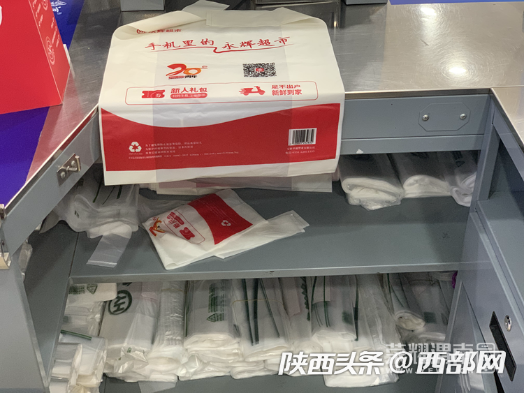 141039qsoeqyvnq7u06lyu.jpg