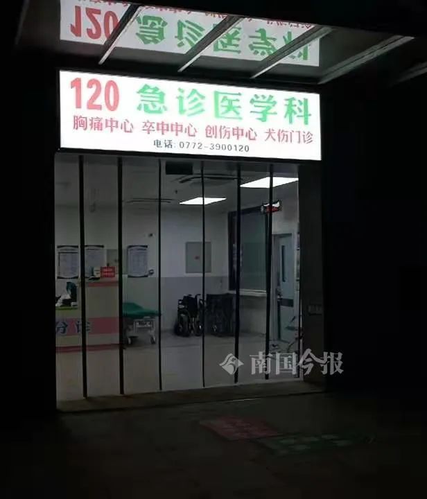 143455ysmv36aza6i4d743.jpg
