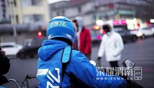 141516wqnanx7z6y3ykarr.jpg