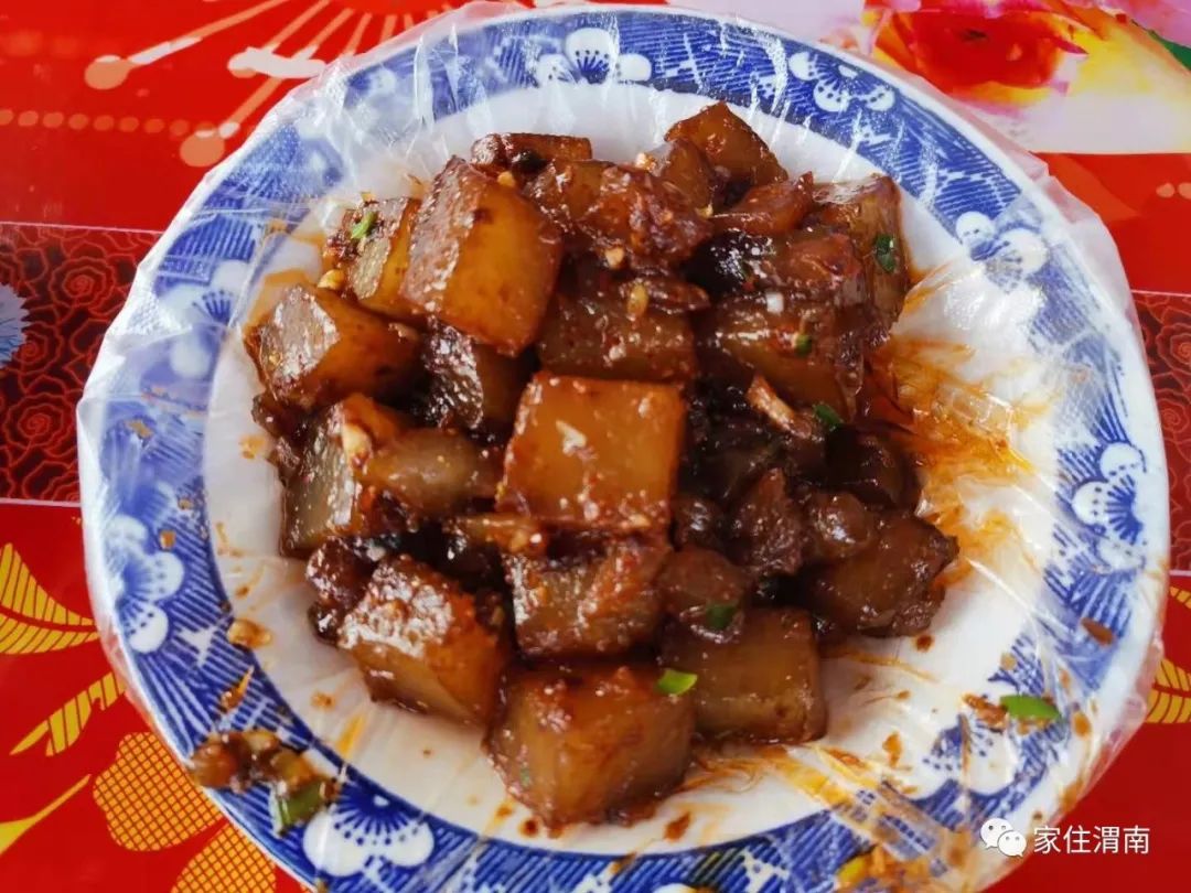 美图】韦庄铜刀凉粉,儿时的味道,回味无穷.