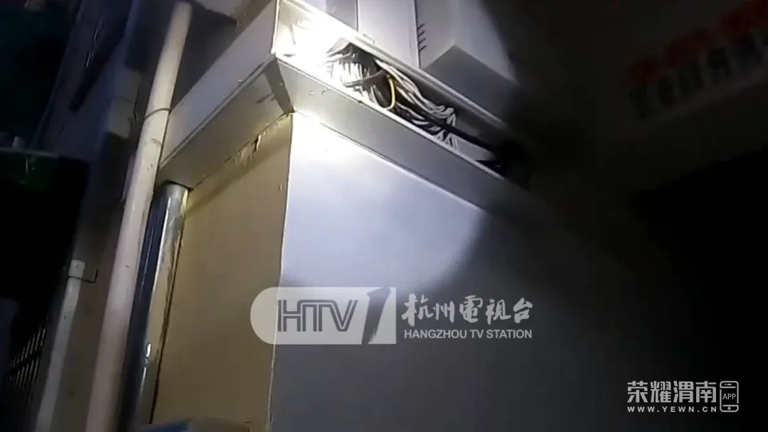 142657kzvs2f7a7we7euzu.jpg