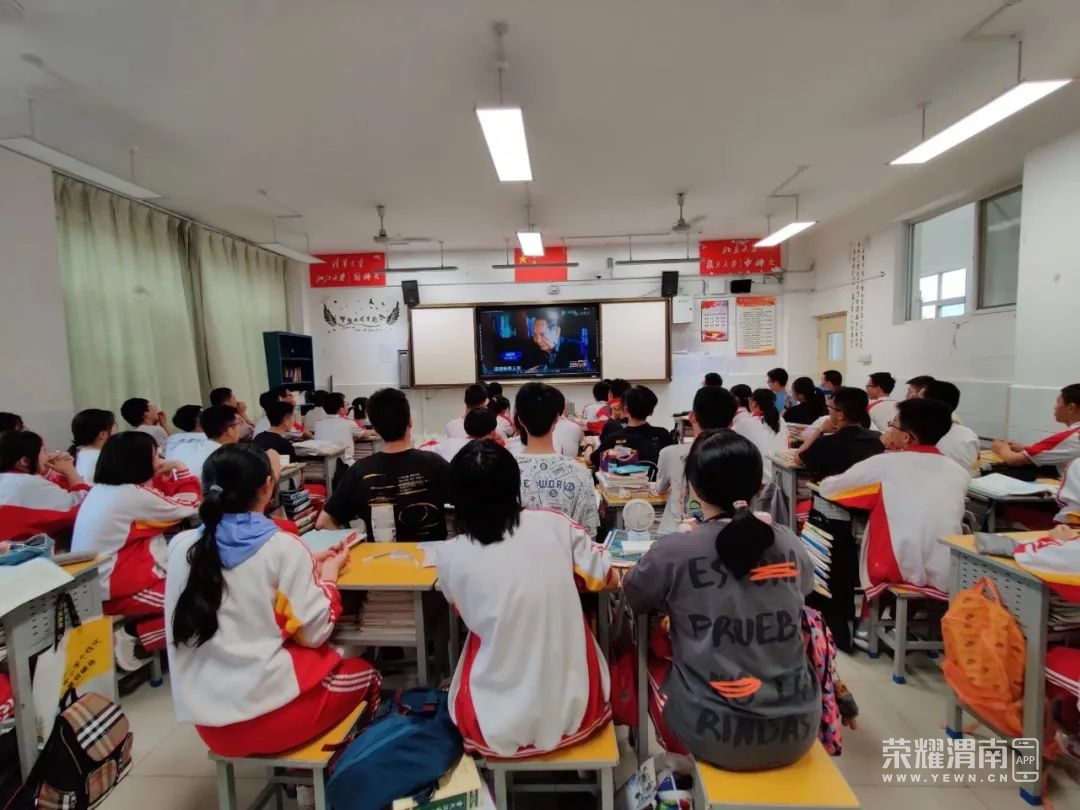 150755hb0bjz5nvbrerblc.jpg