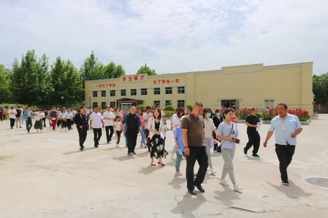 162458u0f99yff911ssisf.jpg