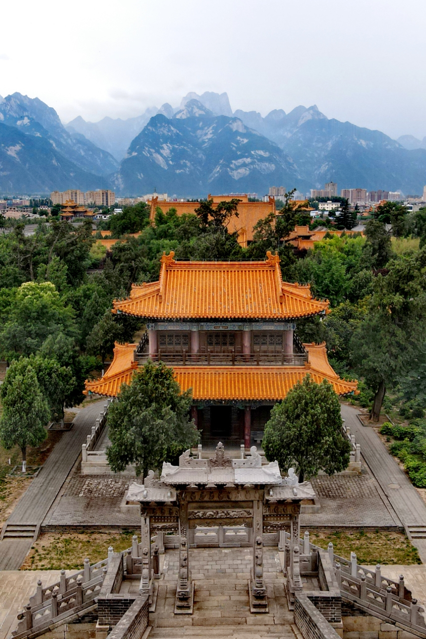 五岳第一庙———华山西岳庙