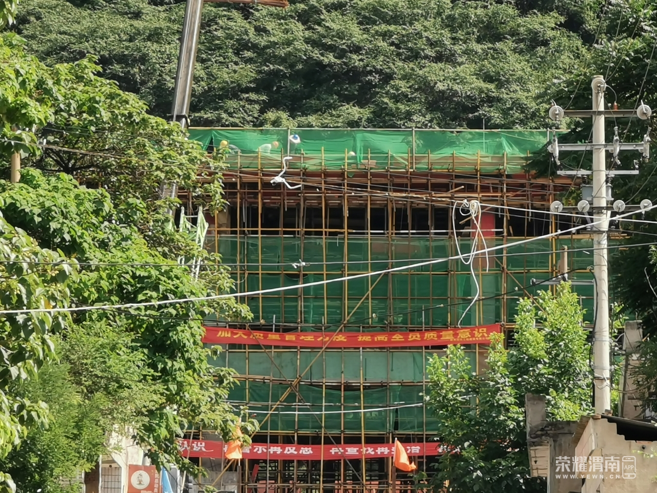 大家看华山西站修得美不美?不知道啥时候能开通.