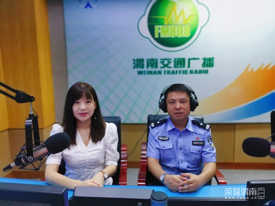150454lxvddc91sor1vvmr.jpg