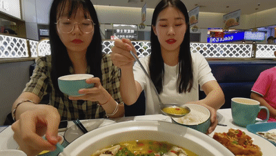 W10.gif
