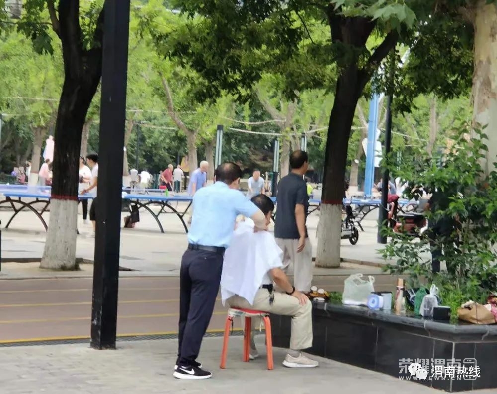 100709v61jwb31bk47zuuo.jpg