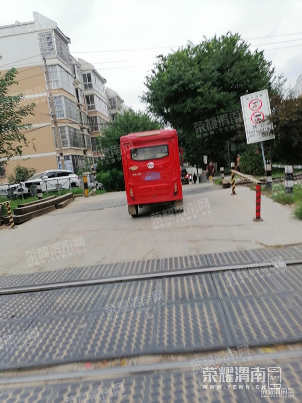 233119zf82y783a25ylpwy.jpg