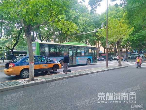 130908tvlliq87urq83etu.jpg