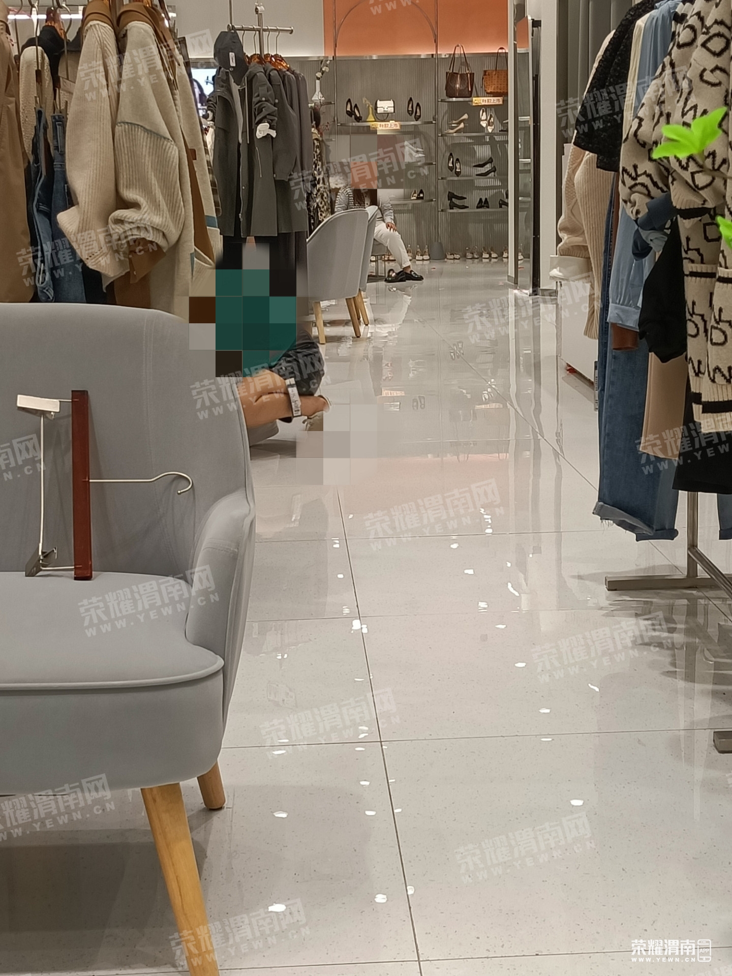 180420kuvf8vfzffjywn62.jpg