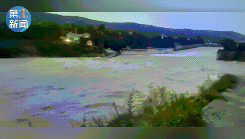 121003luunq7fpu2f9444f.gif