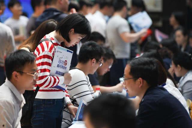 src=http___dingyue.ws.126.net_2019_1201_3e484726j00q1t9q8000yc000hs00bvc.jpg&amp;r.jpg
