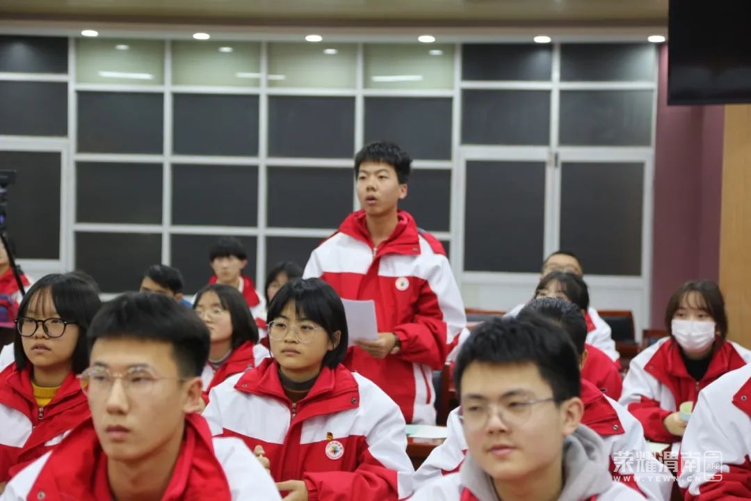 170421ajm7go7dg979976d.jpeg