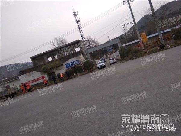 162220yoq6eb0d3quueed7_����.jpg