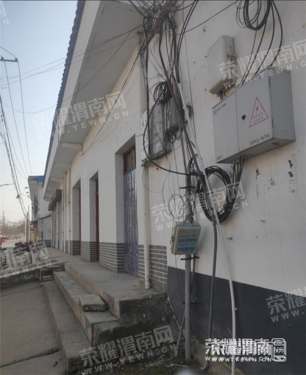 111328dkq92ieoqb2zjec9_����.jpg