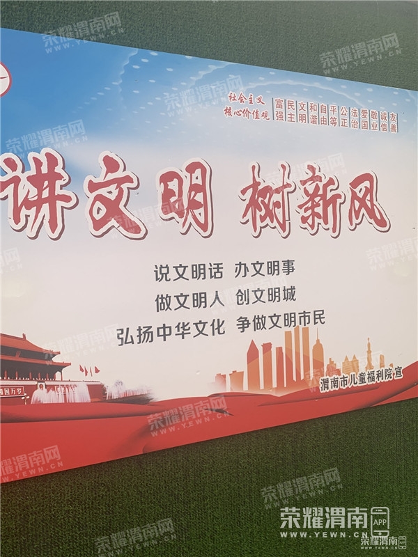 141336ze88ecc86c4888yl_����.jpg