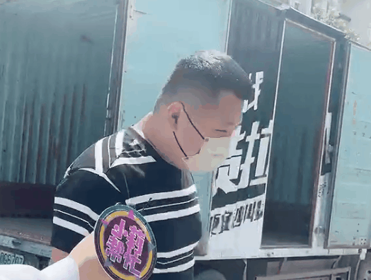 153715ncry5zuubcnggv5v.gif