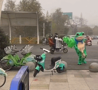 170932zgtgt1kt806qtsz6.gif