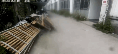 104634jc12gaqecx0fbpaz.gif