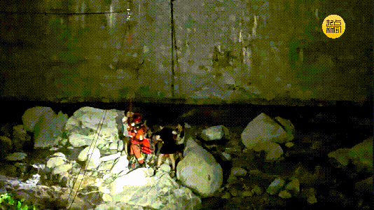 141844of7gfdyb5d1tzy1t.gif