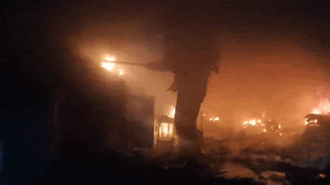 150839dvcrbv7brgyxzmy7.gif