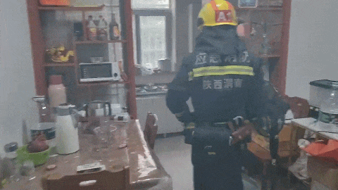 111134lge8cgz46pqceecm.gif