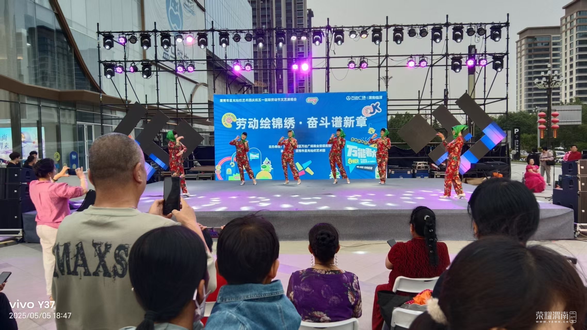 180139qkqjqrqg9qdhm699.jpg