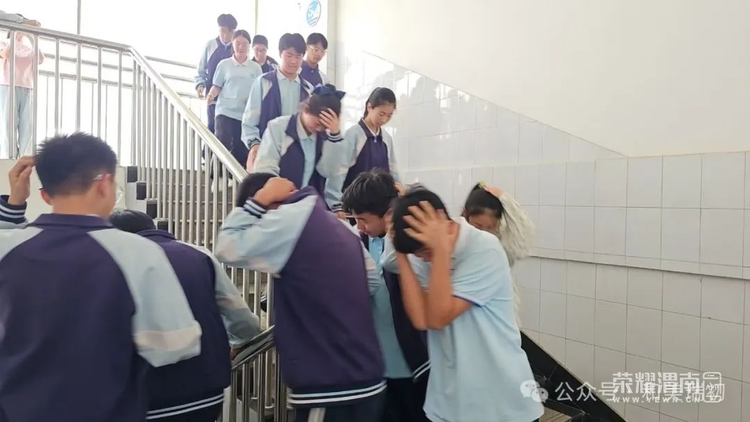 160758w8zcq8ayp4yyyuoq.jpeg