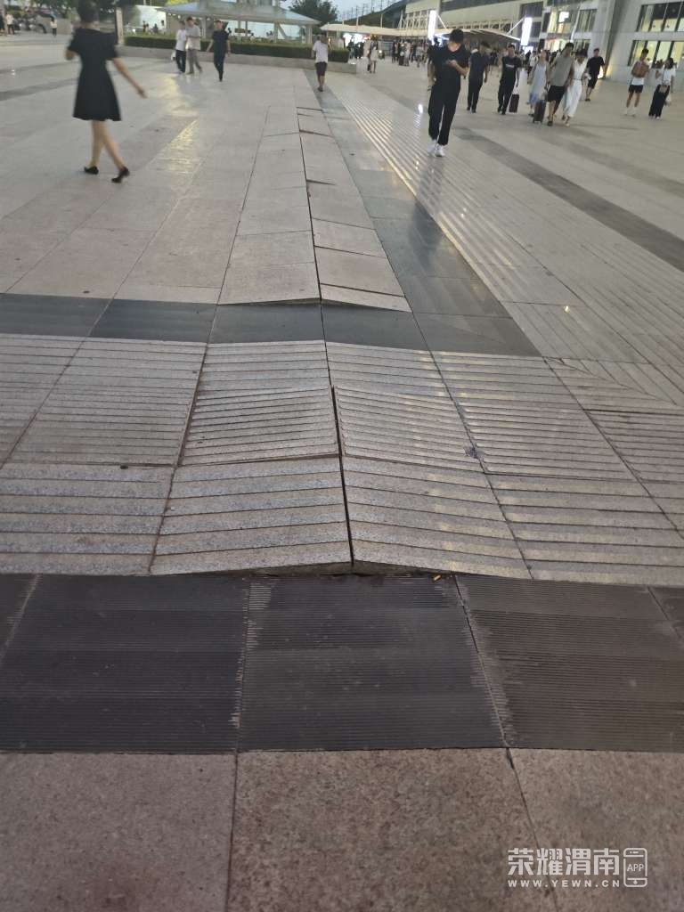 20250726220432front2_0_276765_FtjEGtTaU5KvxZ3mBysDFHn6UNAw.jpg