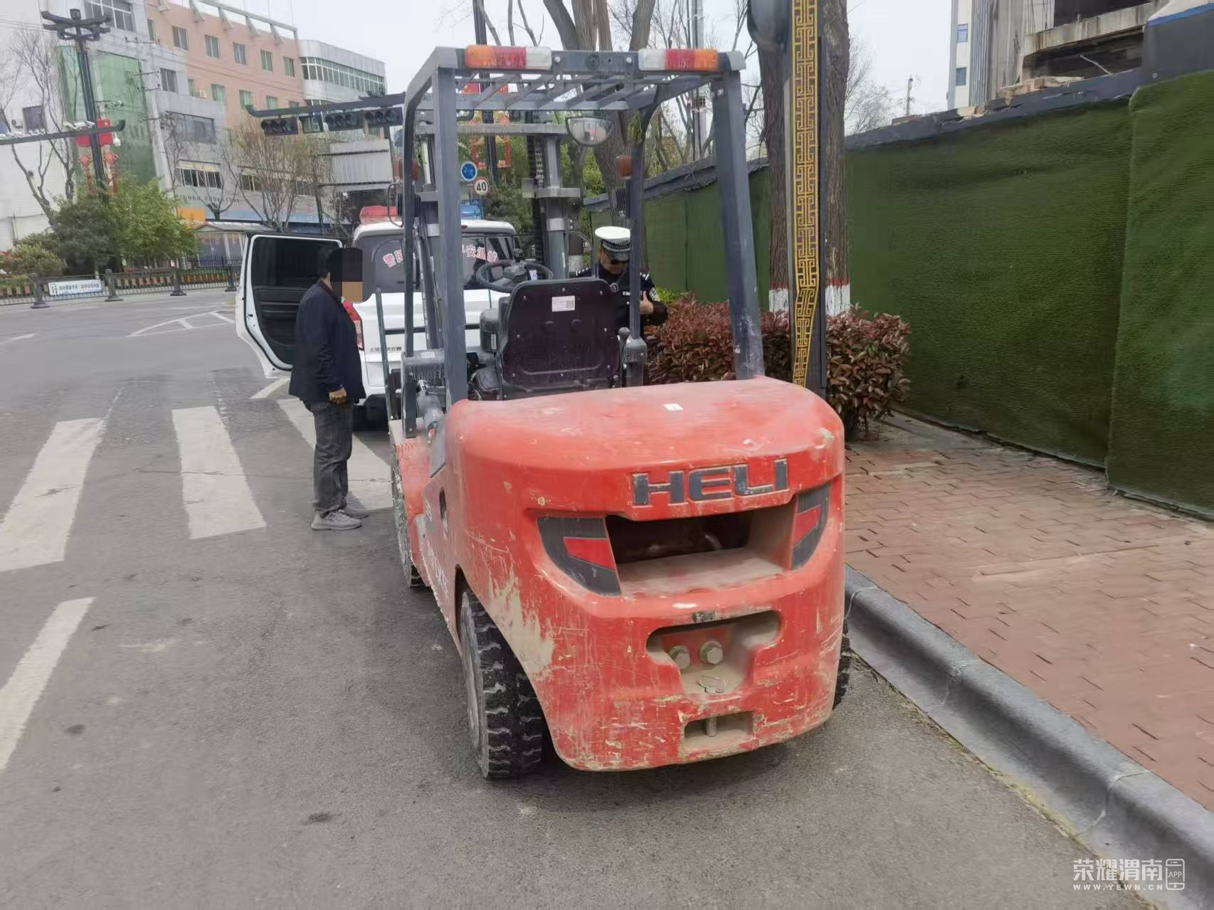 8358820fe8a24f9c8e06b527561e32c4_tplv-tt-origin-web_gif (1).jpeg