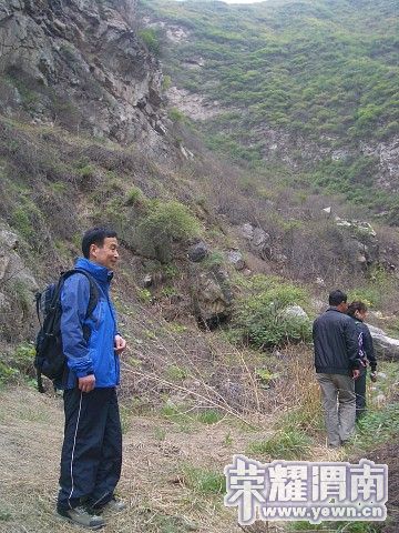 img033.jpg