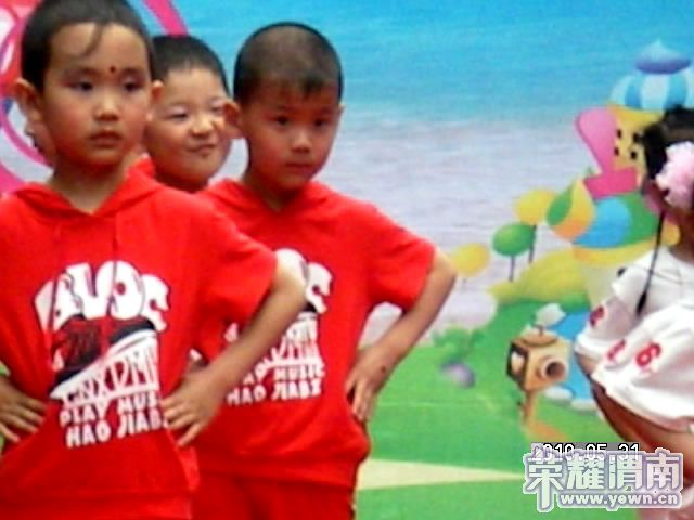 ��2�����Ҷ���