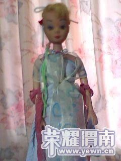 ����Ů�������Լ��İű����� ��ÿ���ű����޶��Ӳ������ѹ�����ˣ�